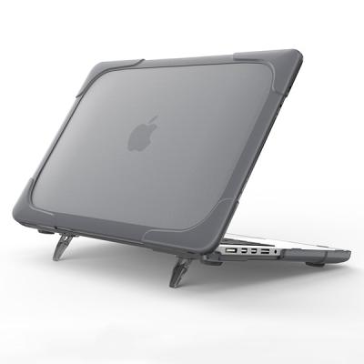 Macbook Pro 15 A1398 Şeffaf Standlı Koruyucu Kılıf